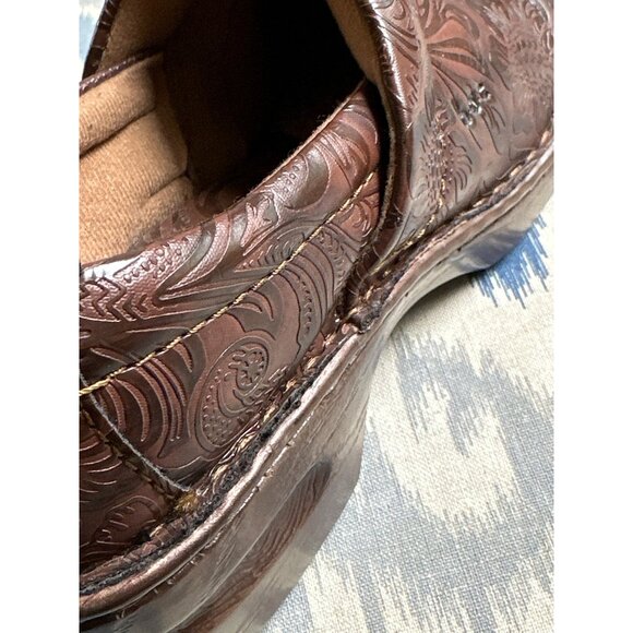 boc Born Concept Brown Embossed Peggy Clogs 7W Man Made Materials SOLD - Picture 9 of 16